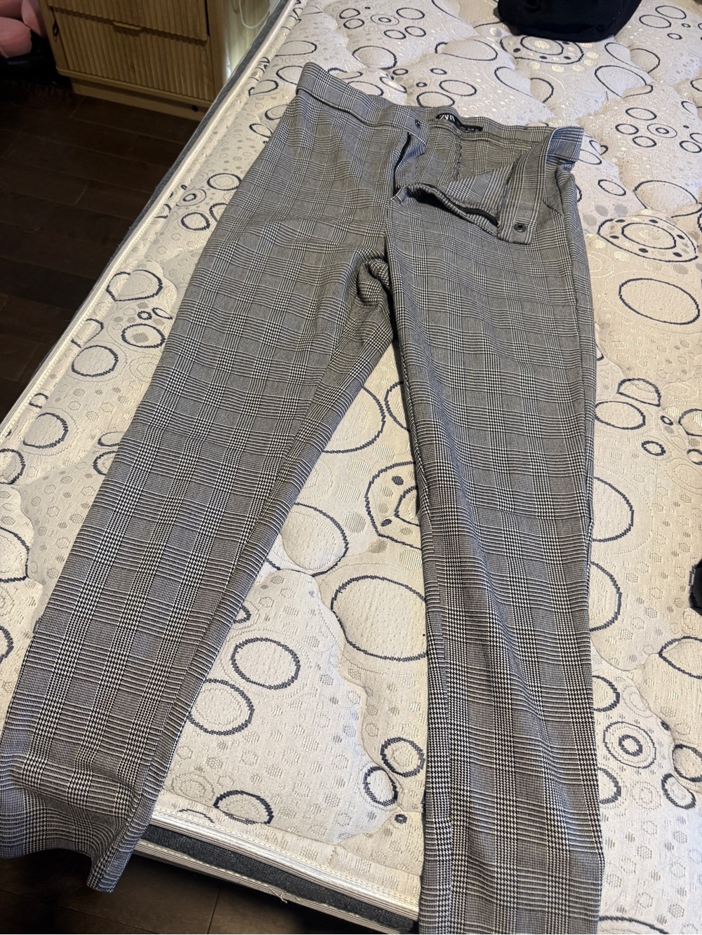 Gray Plaid dress Pants - Tailored Fit